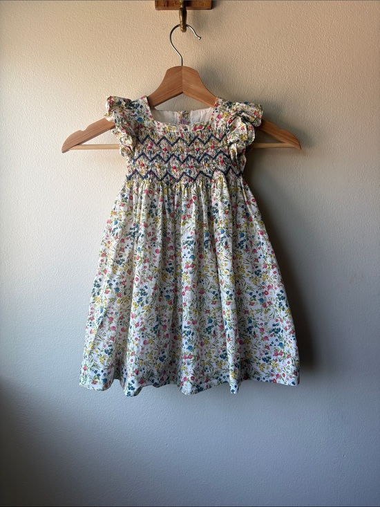 La Coqueta Other - La Coqueta Girls Floral Smocked Dress Size 3Y
